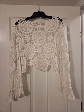 Boho Crochet Lace Long-Sleeve Top - White